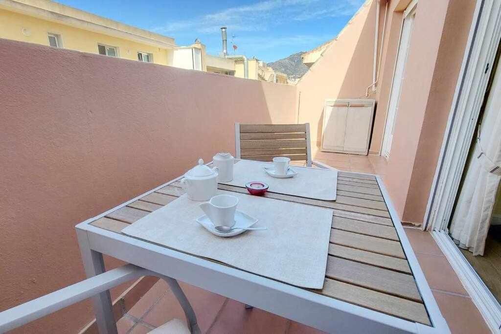 Boliches House Beach 200M Wifi Фуeнхирола Екстериор снимка
