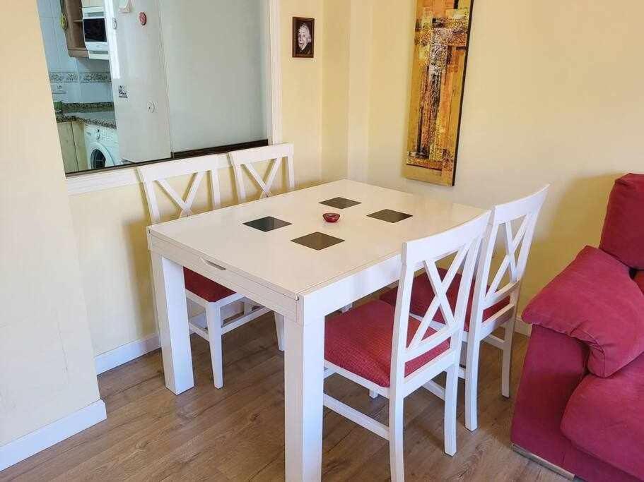 Boliches House Beach 200M Wifi Фуeнхирола Екстериор снимка