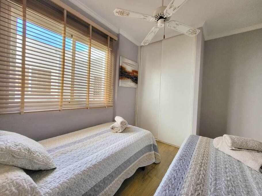 Boliches House Beach 200M Wifi Фуeнхирола Екстериор снимка